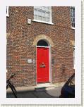 CIMG1294 * A red door * 600 x 800 * (481KB)