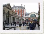 CIMG1360 * Covent Garden et London's Transport Museum au fond * 800 x 600 * (395KB)
