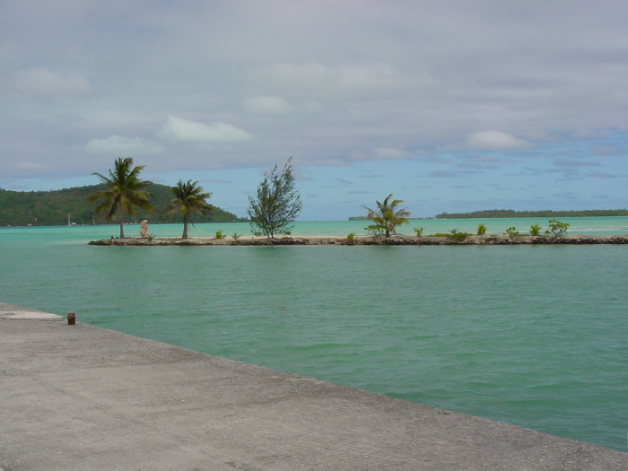 Aéroport de Bora Bora, situé sur un motu